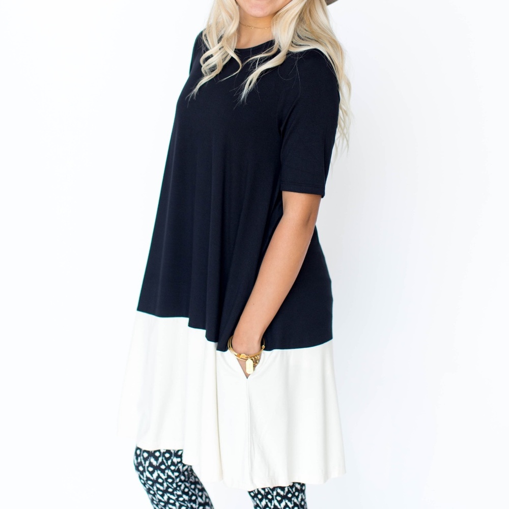Agnes & Dora Color Block Swing Tunic